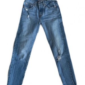 NWOT Levi’s Wedgie Fit Jeans Sz 25
